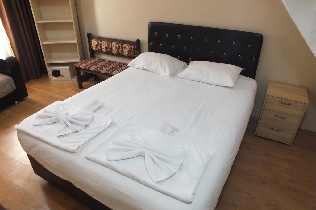 Taksim Park Hotel Istanbul Room photo